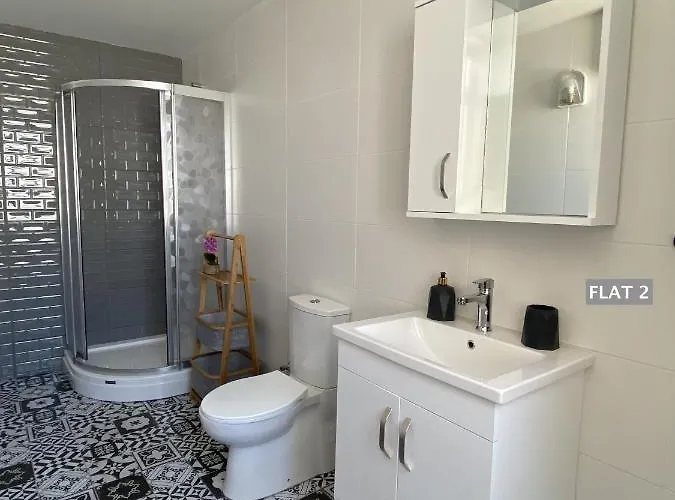 Lavender Homes, Walled