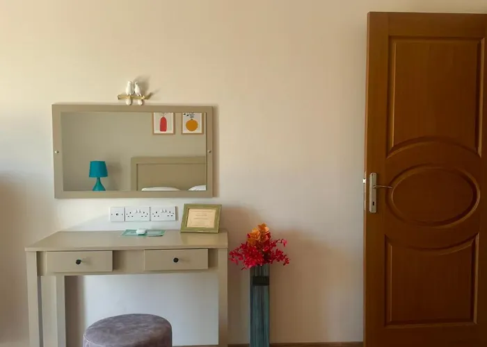 Lavender Homes, Walled